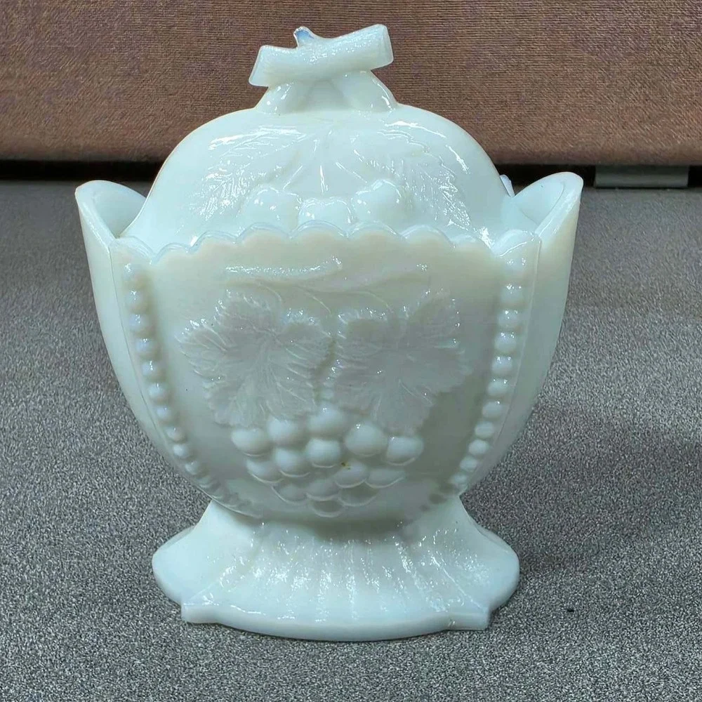 Westmoreland Milk Glass Sugar Bowl White Excellent Paneled Grape Milk Glass Lid